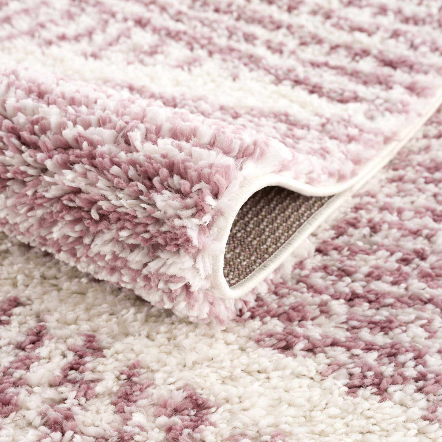Trunding Plush Area Rug in Pink